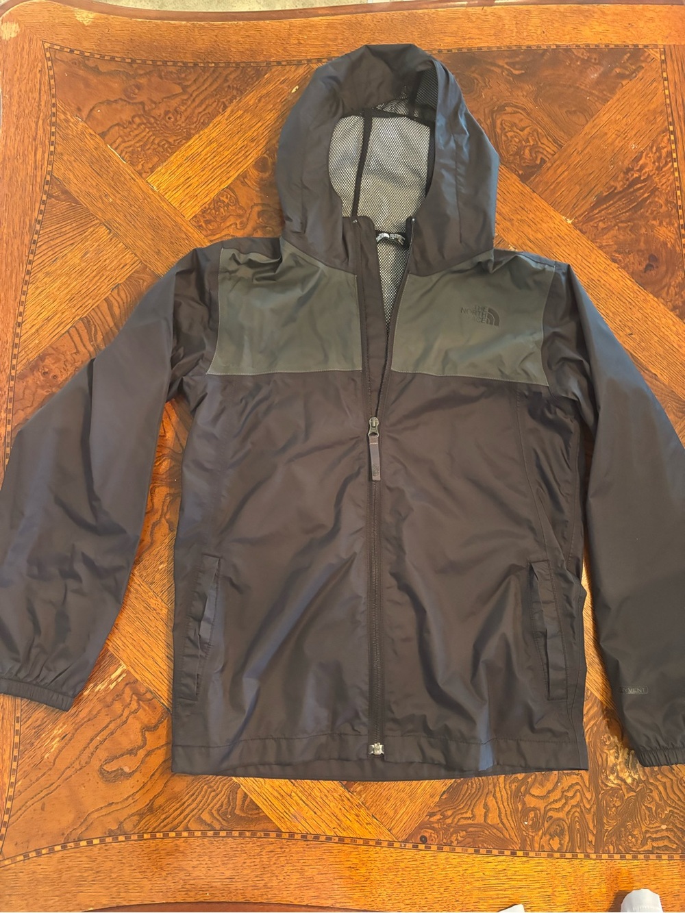 The North Face - Boys (L) Black/grey Hooded Windbreaker Jacket